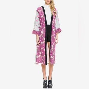 ENDLESS ROSE
Mixed Print with Feather Sleeve Kimono size M